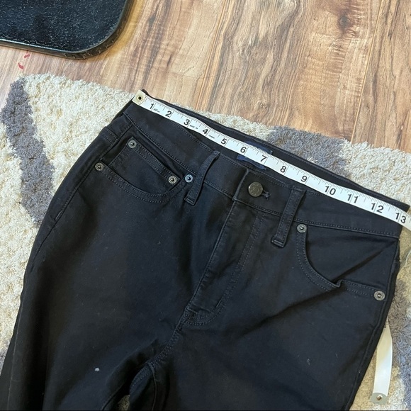NWT J. Crew black skinny jean in signature stretch - Picture 9 of 13